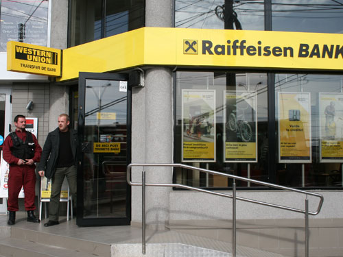 Jaf Raiffeisen Bank (c) eMM.ro